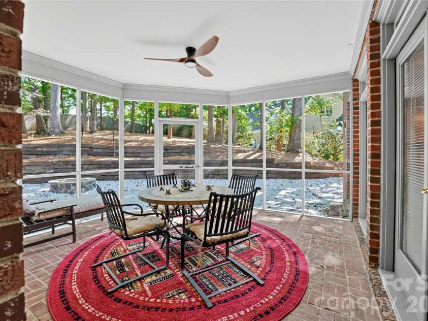 3715 Monique Lane, Charlotte, NC 28210.  MLS# CAR4430980, YatesRealty ID 54707. 