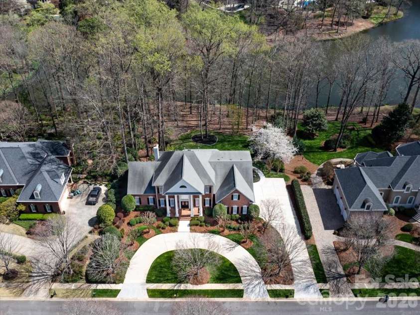 6241 Glynmoor Lakes Drive, Charlotte, NC 28277.  MLS# CAR4358528, YatesRealty ID 5471. 