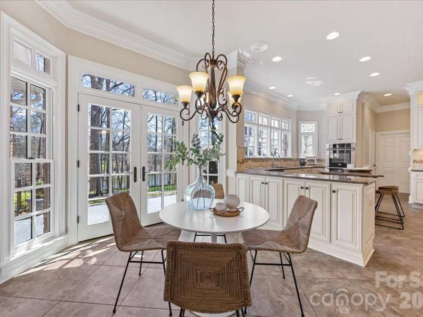 6241 Glynmoor Lakes Drive, Charlotte, NC 28277.  MLS# CAR4358528, YatesRealty ID 5471. 