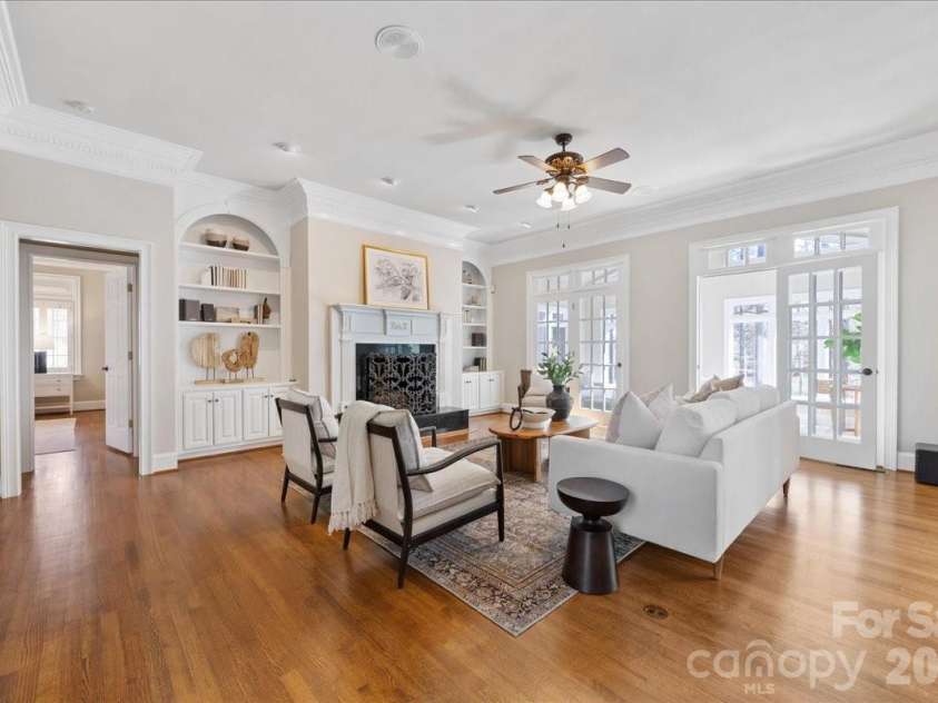 6241 Glynmoor Lakes Drive, Charlotte, NC 28277.  MLS# CAR4358528, YatesRealty ID 5471. 