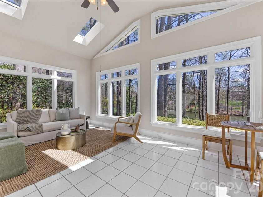 6241 Glynmoor Lakes Drive, Charlotte, NC 28277.  MLS# CAR4358528, YatesRealty ID 5471. 
