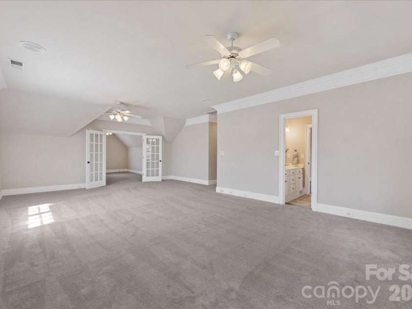 6241 Glynmoor Lakes Drive, Charlotte, NC 28277.  MLS# CAR4358528, YatesRealty ID 5471. 