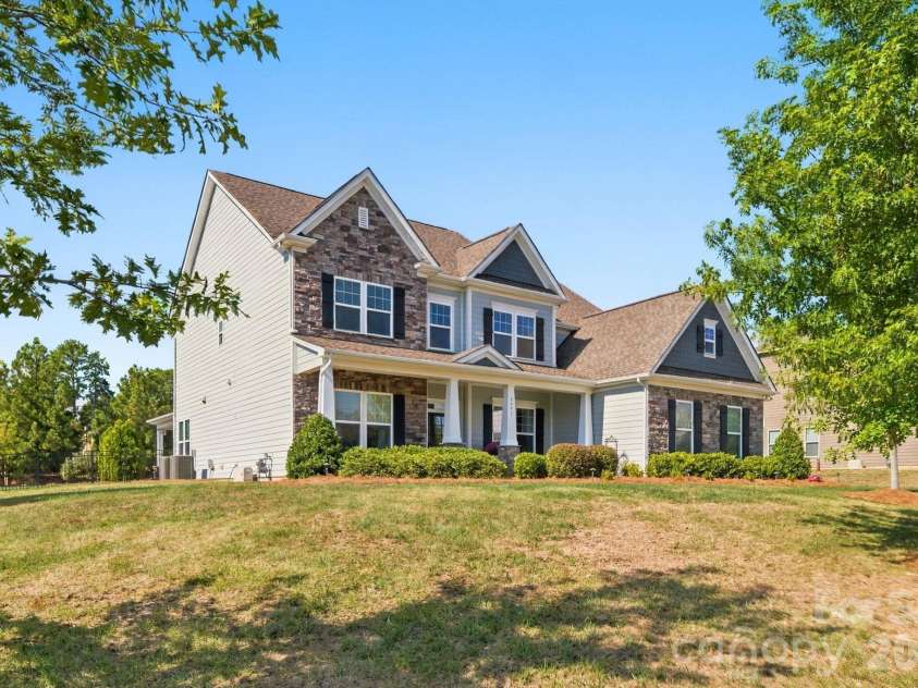 6451 Grovewood Trail, Indian Trail, NC 28079.  MLS# CAR4424620, YatesRealty ID 54710. 