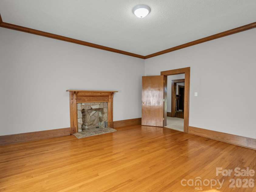 3833 Robert Riding Road, Shelby, NC 28150.  MLS# CAR4429609, YatesRealty ID 54717. 