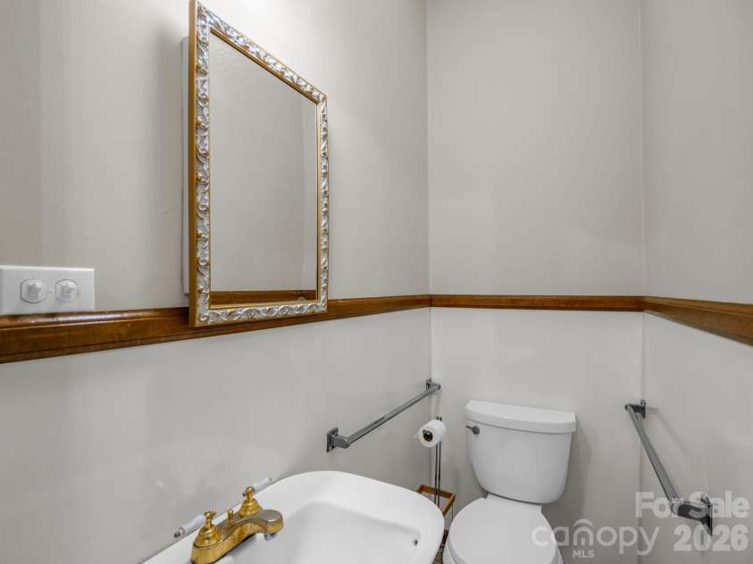 3833 Robert Riding Road, Shelby, NC 28150.  MLS# CAR4429609, YatesRealty ID 54717. 