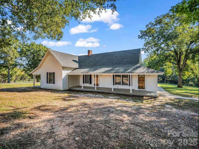 3833 Robert Riding Road, Shelby, NC 28150.  MLS# CAR4429609, YatesRealty ID 54717. 