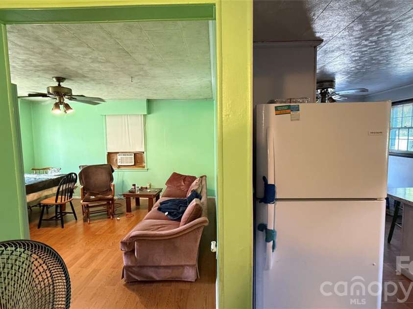 1517 Barcose Street, Lenoir, NC 28645.  MLS# CAR4431203, YatesRealty ID 54718. 