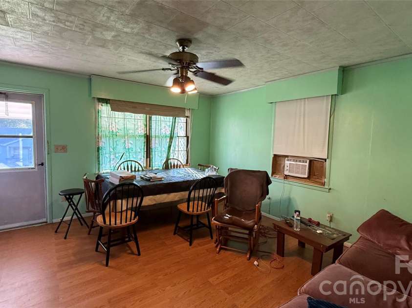 1517 Barcose Street, Lenoir, NC 28645.  MLS# CAR4431203, YatesRealty ID 54718. 