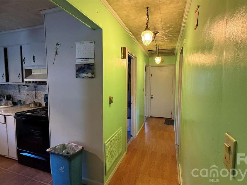 1517 Barcose Street, Lenoir, NC 28645.  MLS# CAR4431203, YatesRealty ID 54718. 