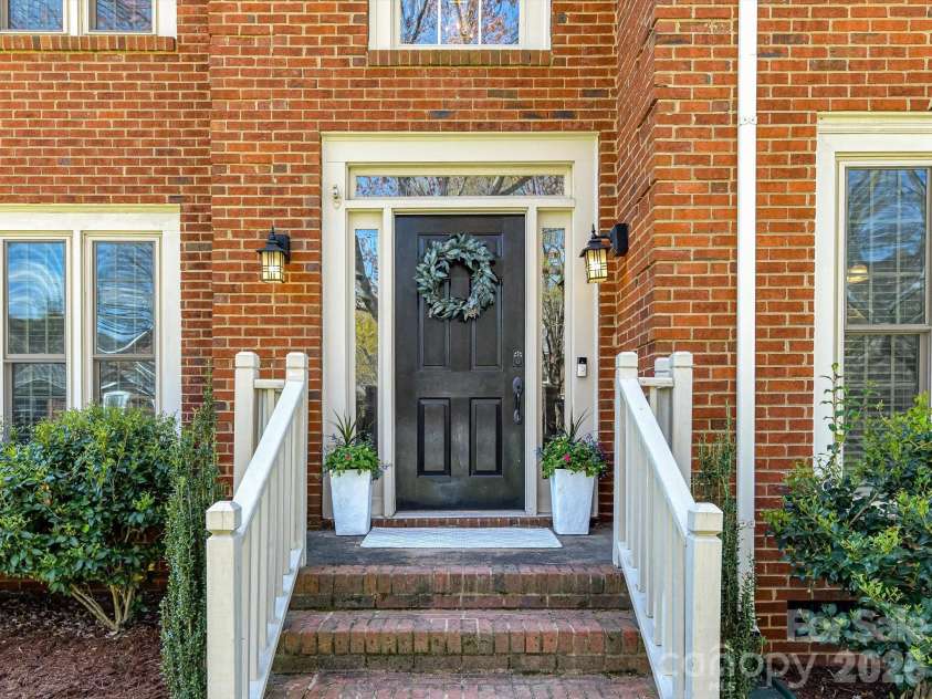 10901 Megwood Drive, Charlotte, NC 28277.  MLS# CAR4357093, YatesRealty ID 5472. 