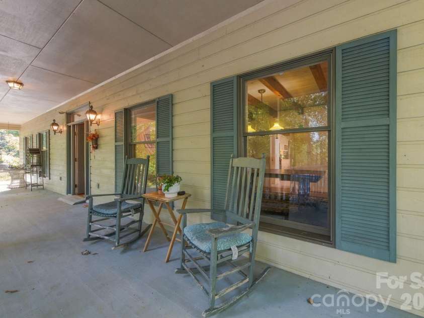 150 Rabun Run, Columbus, NC 28722.  MLS# CAR4430697, YatesRealty ID 54723. 