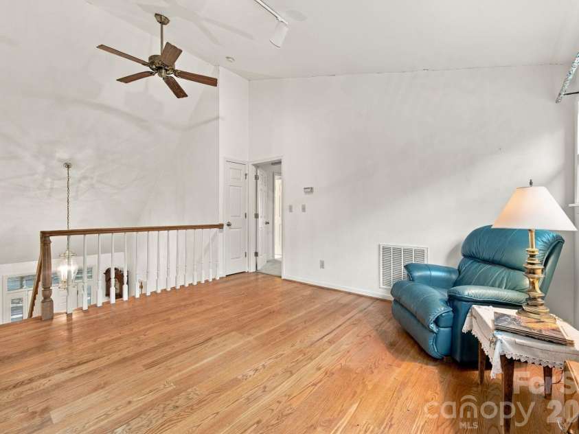 150 Rabun Run, Columbus, NC 28722.  MLS# CAR4430697, YatesRealty ID 54723. 