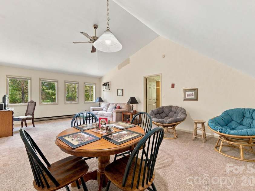 150 Rabun Run, Columbus, NC 28722.  MLS# CAR4430697, YatesRealty ID 54723. 
