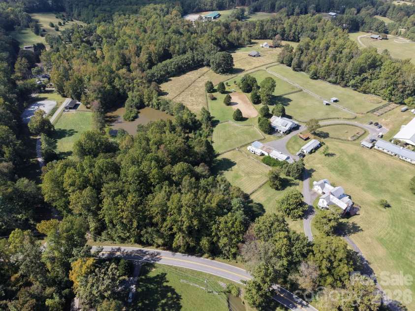 150 Rabun Run, Columbus, NC 28722.  MLS# CAR4430697, YatesRealty ID 54723. 