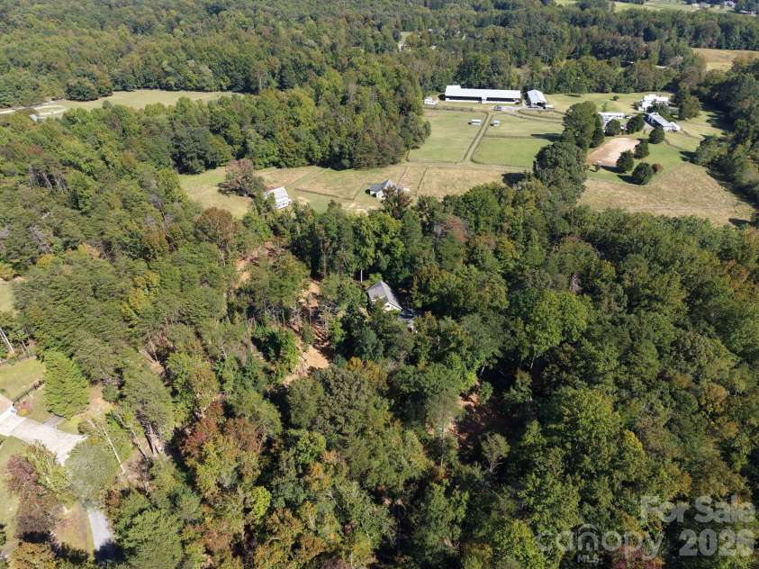 150 Rabun Run, Columbus, NC 28722.  MLS# CAR4430697, YatesRealty ID 54723. 