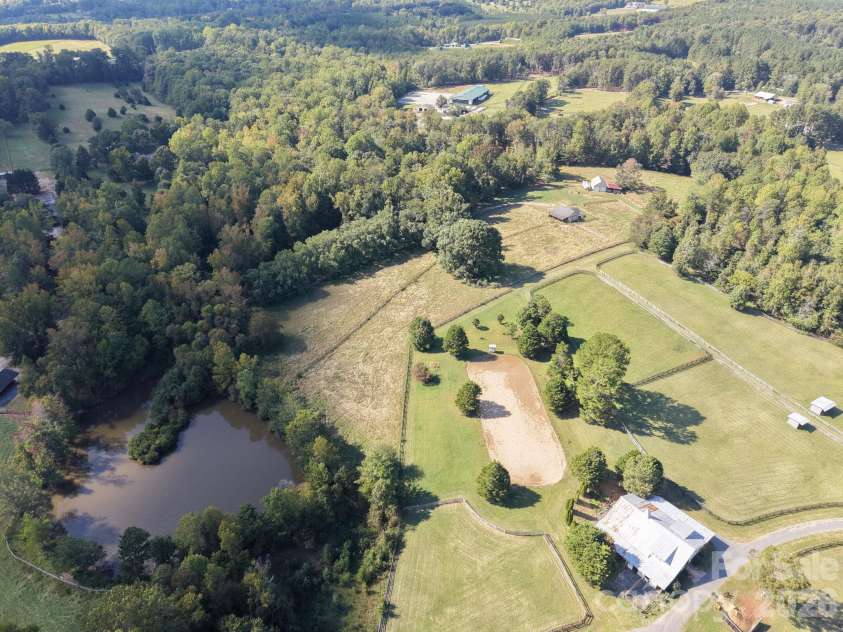 150 Rabun Run, Columbus, NC 28722.  MLS# CAR4430697, YatesRealty ID 54723. 