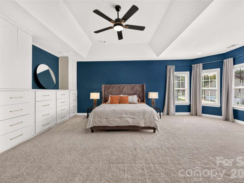 16803 Silversword Drive, Charlotte, NC 28213.  MLS# CAR4429424, YatesRealty ID 54725. Primary bedroom