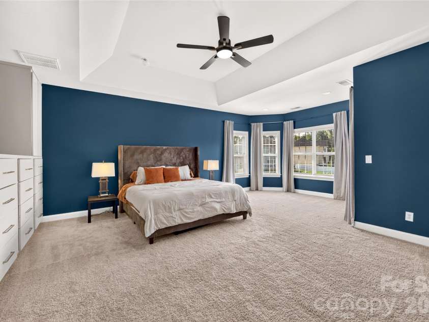 16803 Silversword Drive, Charlotte, NC 28213.  MLS# CAR4429424, YatesRealty ID 54725. Primary bedroom