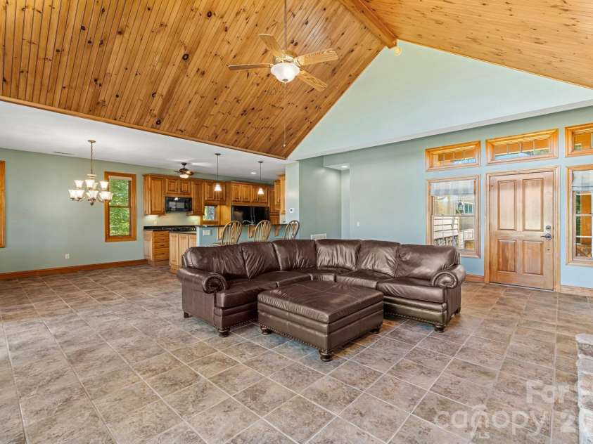 84 Silverado Trail, Whittier, NC 28789.  MLS# CAR4430901, YatesRealty ID 54727. 