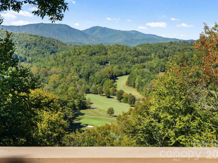 84 Silverado Trail, Whittier, NC 28789.  MLS# CAR4430901, YatesRealty ID 54727. 