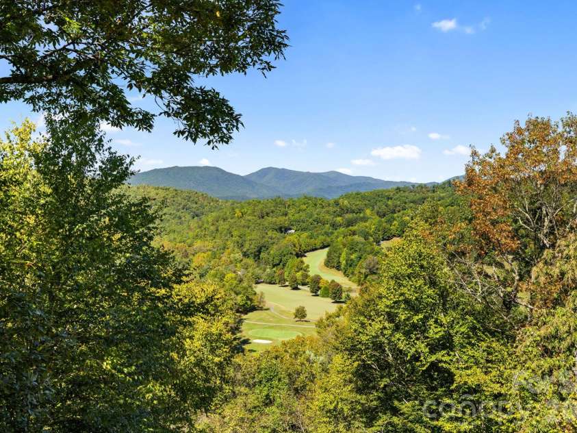 84 Silverado Trail, Whittier, NC 28789.  MLS# CAR4430901, YatesRealty ID 54727. 