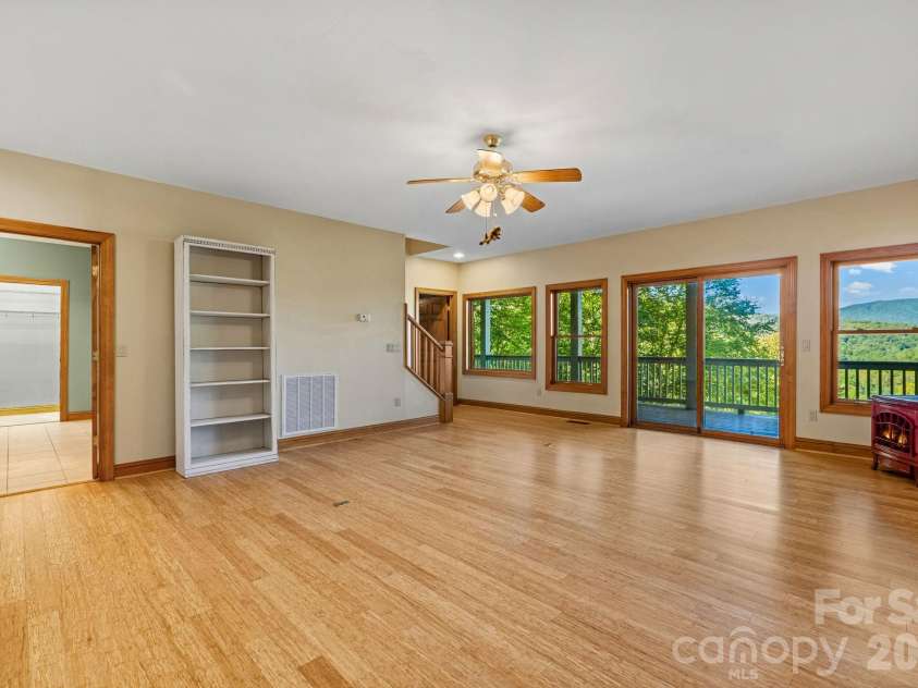 84 Silverado Trail, Whittier, NC 28789.  MLS# CAR4430901, YatesRealty ID 54727. 