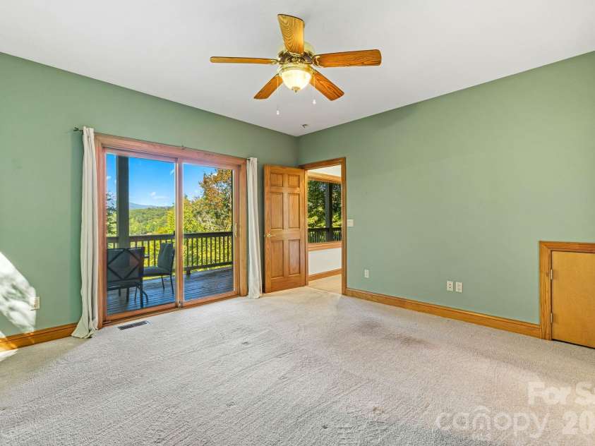 84 Silverado Trail, Whittier, NC 28789.  MLS# CAR4430901, YatesRealty ID 54727. 