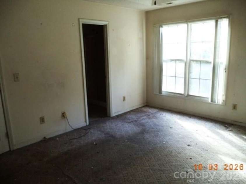 115 Hawkins Avenue, Salisbury, NC 28144.  MLS# CAR4431192, YatesRealty ID 54728. Primary bedroom