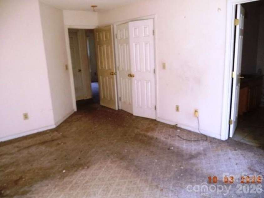 115 Hawkins Avenue, Salisbury, NC 28144.  MLS# CAR4431192, YatesRealty ID 54728. Primary bedroom