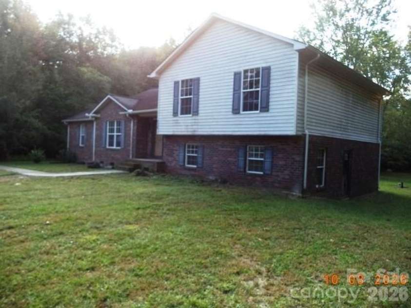 115 Hawkins Avenue, Salisbury, NC 28144.  MLS# CAR4431192, YatesRealty ID 54728. Side