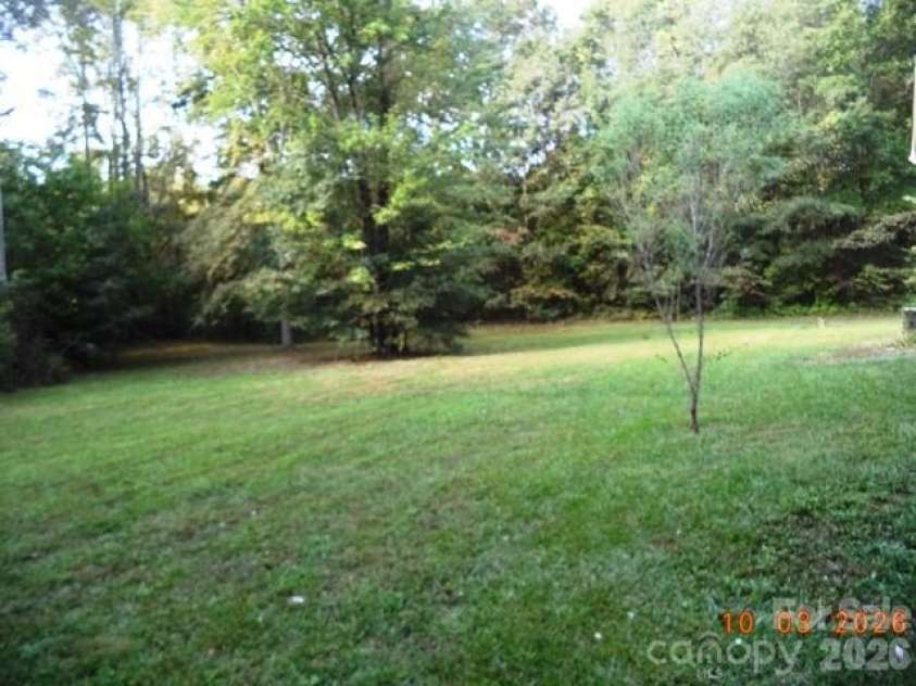 115 Hawkins Avenue, Salisbury, NC 28144.  MLS# CAR4431192, YatesRealty ID 54728. Yard