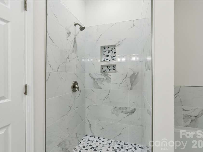 2881 Kiser Road, Winston Salem, NC 27106.  MLS# CAR4352028, YatesRealty ID 5473. 