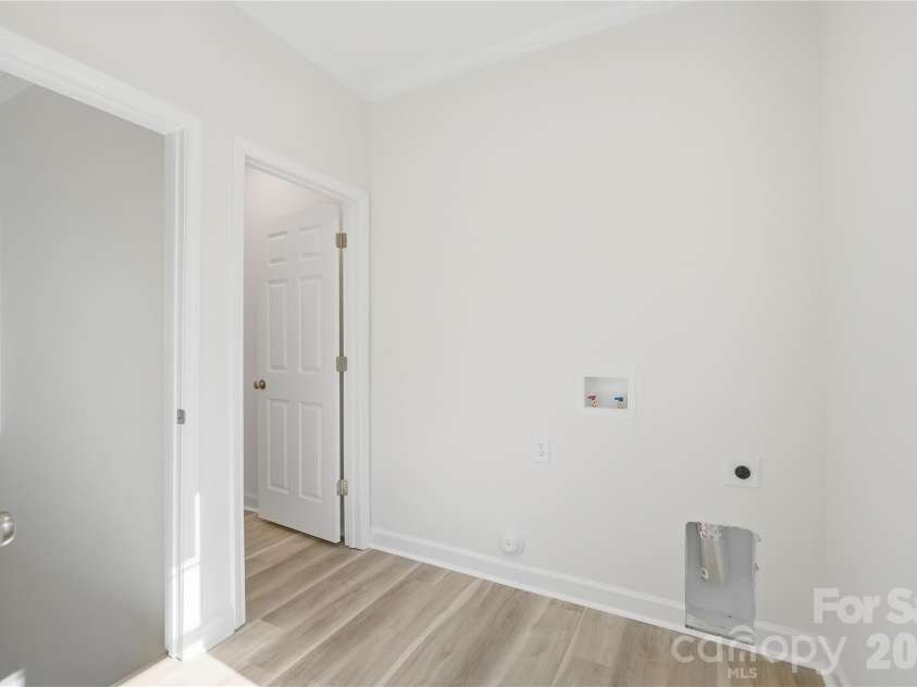 2881 Kiser Road, Winston Salem, NC 27106.  MLS# CAR4352028, YatesRealty ID 5473. Laundry room