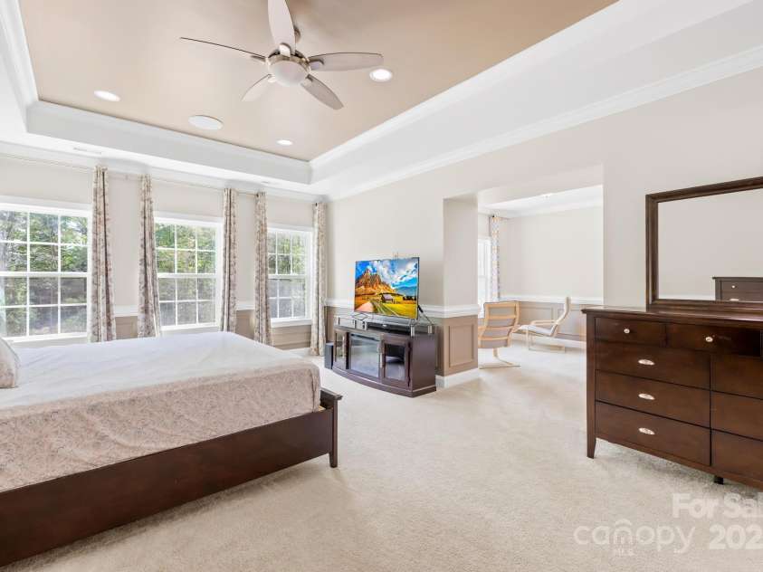 705 Brown Creek Drive, Matthews, NC 28104.  MLS# CAR4244288, YatesRealty ID 5473. 