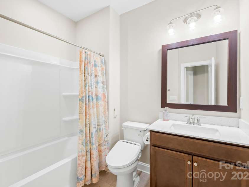 705 Brown Creek Drive, Matthews, NC 28104.  MLS# CAR4244288, YatesRealty ID 5473. 