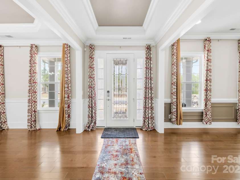 705 Brown Creek Drive, Matthews, NC 28104.  MLS# CAR4244288, YatesRealty ID 5473. Front Doorway