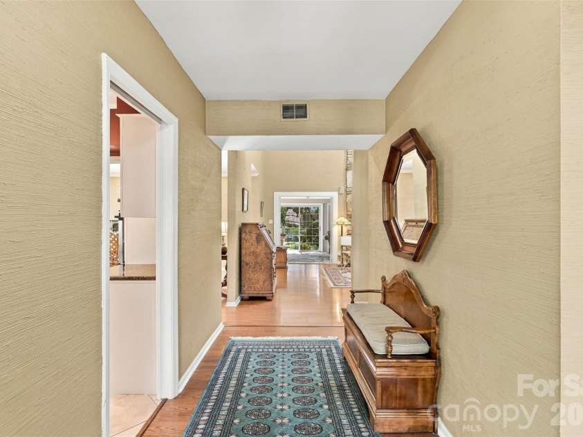 4921 Torrey Pines Court, Charlotte, NC 28226.  MLS# CAR4427987, YatesRealty ID 54730. 