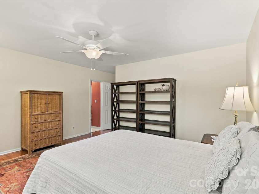 4921 Torrey Pines Court, Charlotte, NC 28226.  MLS# CAR4427987, YatesRealty ID 54730. 