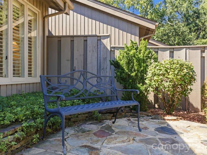 4921 Torrey Pines Court, Charlotte, NC 28226.  MLS# CAR4427987, YatesRealty ID 54730. 