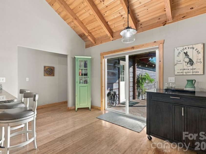 598 Valle Meadows Trail, Sugar Grove, NC 28679.  MLS# CAR4431239, YatesRealty ID 54732. 