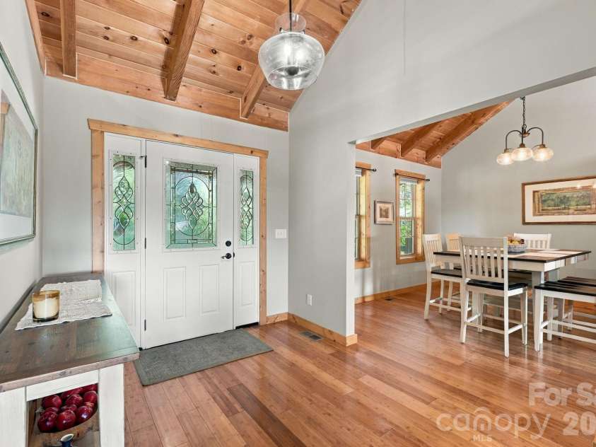 598 Valle Meadows Trail, Sugar Grove, NC 28679.  MLS# CAR4431239, YatesRealty ID 54732. 