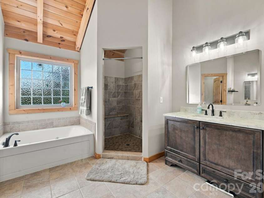 598 Valle Meadows Trail, Sugar Grove, NC 28679.  MLS# CAR4431239, YatesRealty ID 54732. 