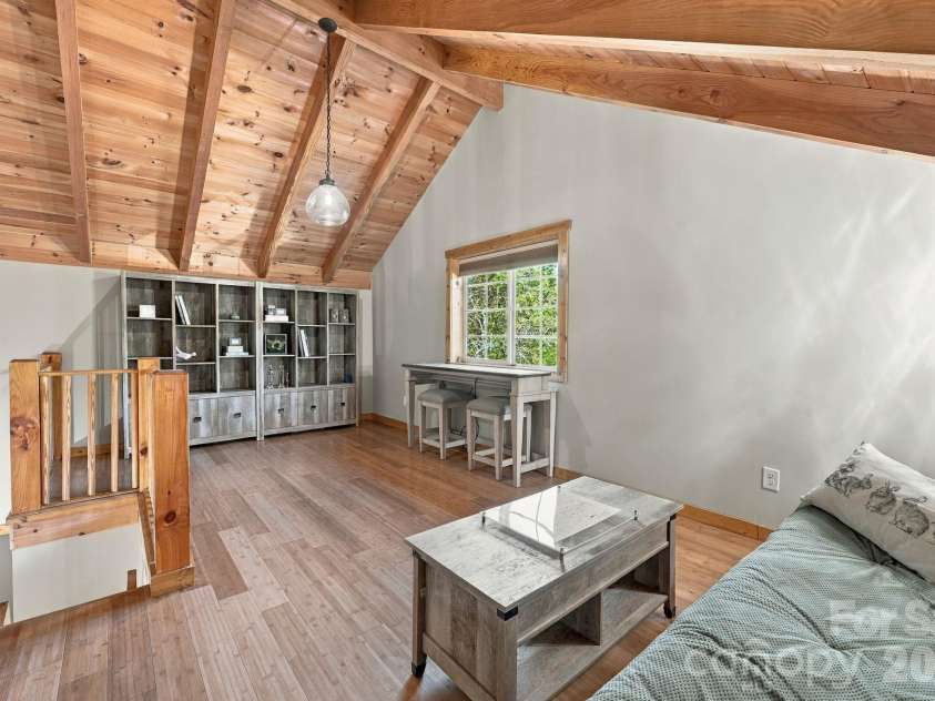 598 Valle Meadows Trail, Sugar Grove, NC 28679.  MLS# CAR4431239, YatesRealty ID 54732. 