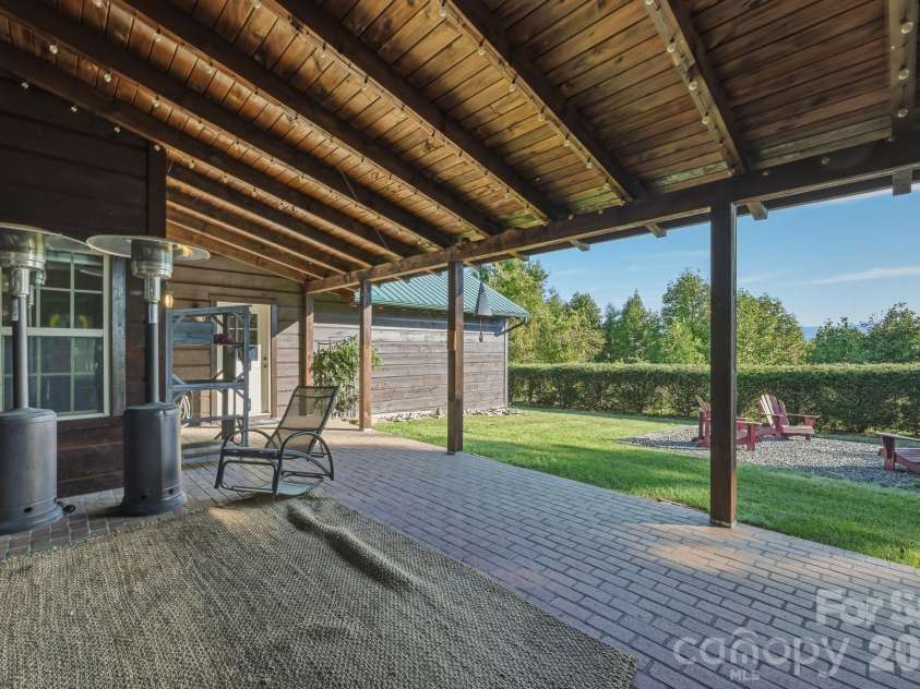 598 Valle Meadows Trail, Sugar Grove, NC 28679.  MLS# CAR4431239, YatesRealty ID 54732. 