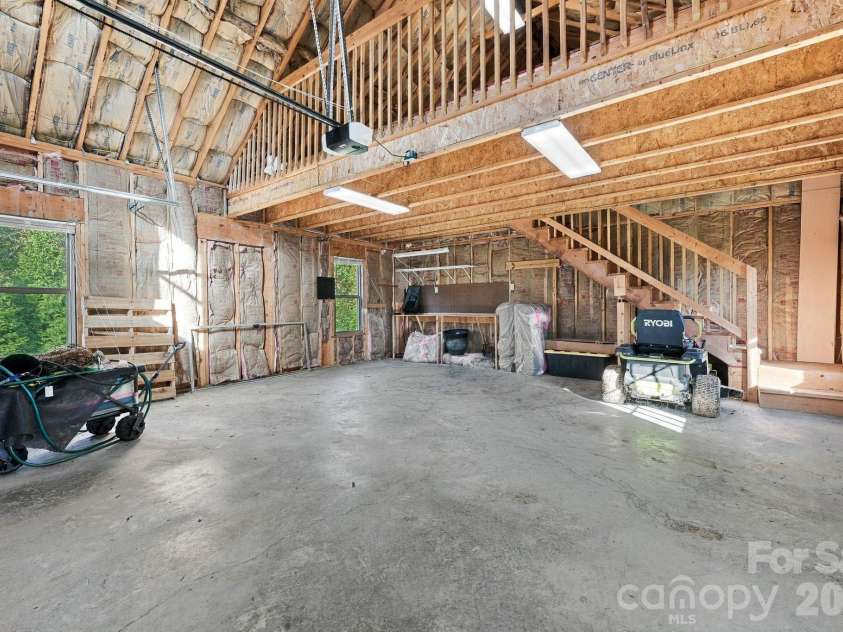 598 Valle Meadows Trail, Sugar Grove, NC 28679.  MLS# CAR4431239, YatesRealty ID 54732. 