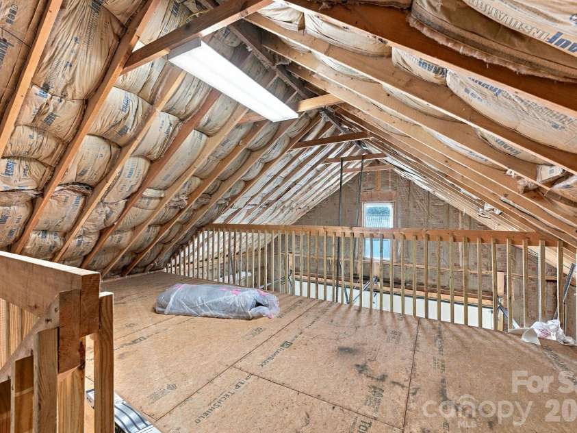 598 Valle Meadows Trail, Sugar Grove, NC 28679.  MLS# CAR4431239, YatesRealty ID 54732. 