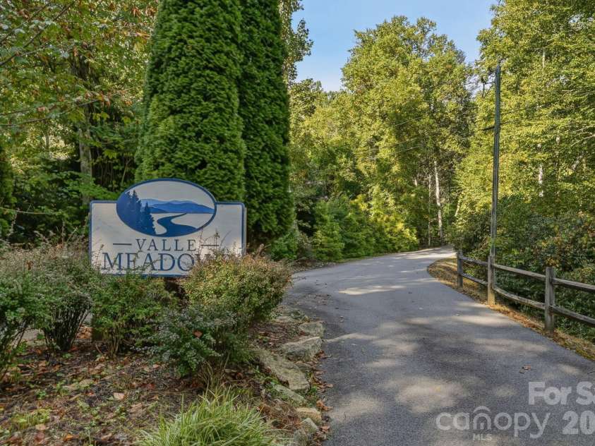 598 Valle Meadows Trail, Sugar Grove, NC 28679.  MLS# CAR4431239, YatesRealty ID 54732. 