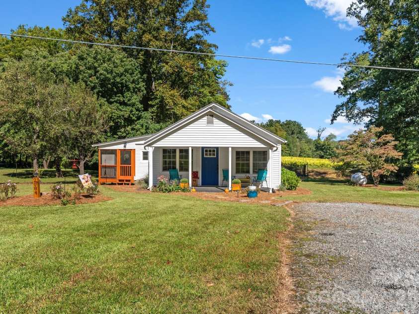 2084 Thurmond Road, Thurmond, NC 28663.  MLS# CAR4431225, YatesRealty ID 54735. 