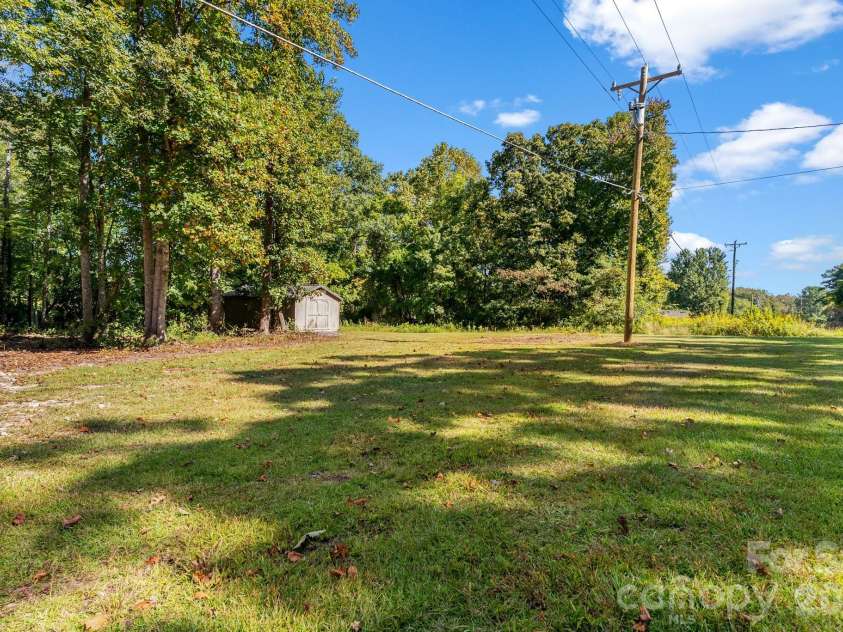 2084 Thurmond Road, Thurmond, NC 28663.  MLS# CAR4431225, YatesRealty ID 54735. 