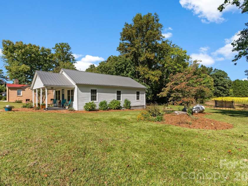 2084 Thurmond Road, Thurmond, NC 28663.  MLS# CAR4431225, YatesRealty ID 54735. 